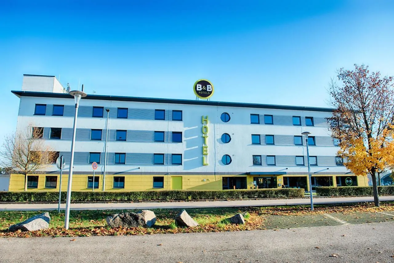 B&B Hotel Baden Airpark Rheinmunster 3*,