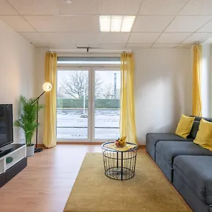  Apartment Beautiful For 9 With 2 Bedroom & Cosy Kitchen Deutschland